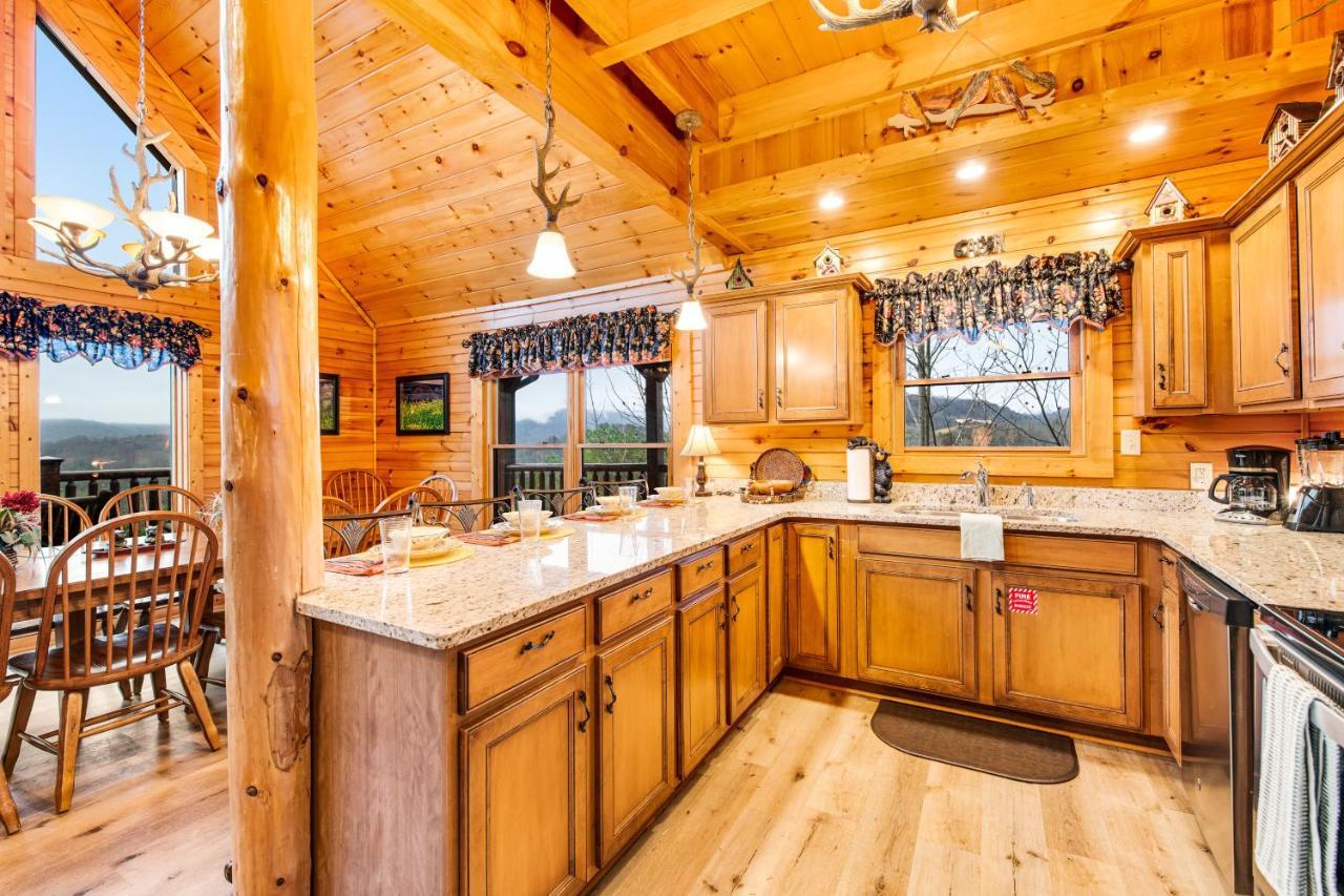 Вилла Grizzly Manor Пиджен-Фордж Экстерьер фото