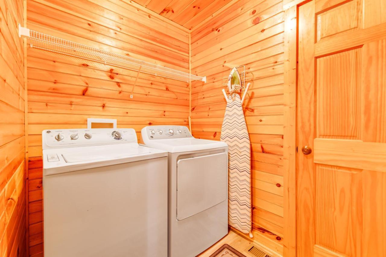 Вилла Grizzly Manor Пиджен-Фордж Экстерьер фото