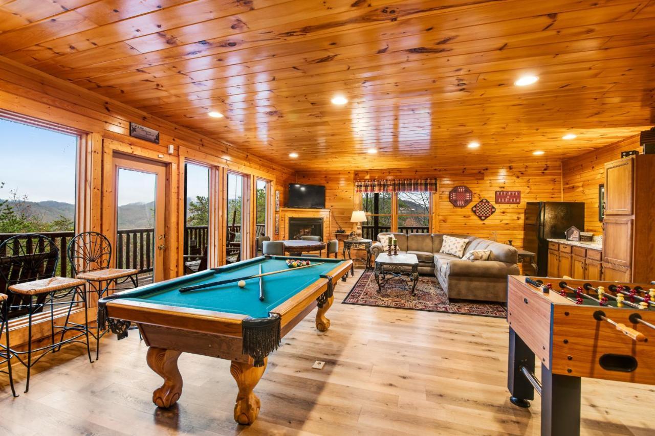 Вилла Grizzly Manor Пиджен-Фордж Экстерьер фото